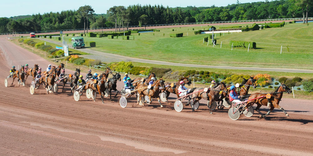 Historique et Infrastructures L'HIPPODROME Maure de Bretagne
